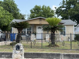 807 Kendalia, San Antonio, TX 78221