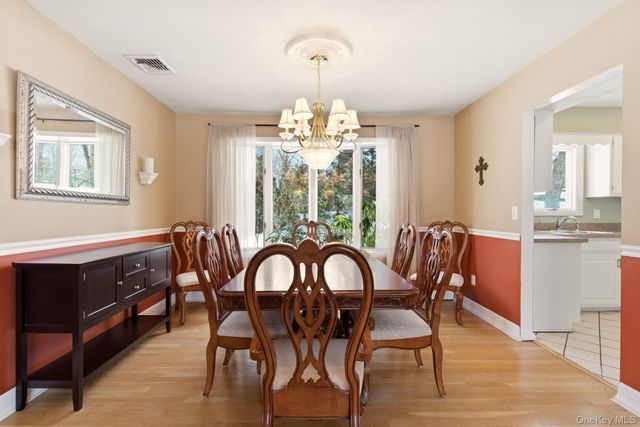 17 Soundway Drive, Rocky Point, NY 11778