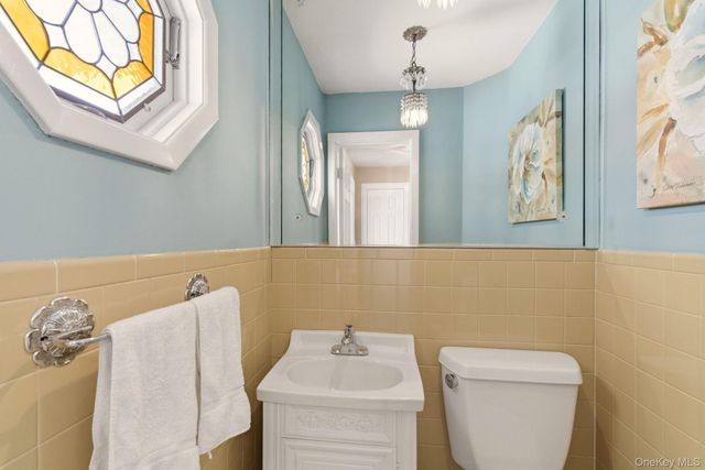 17 Soundway Drive, Rocky Point, NY 11778