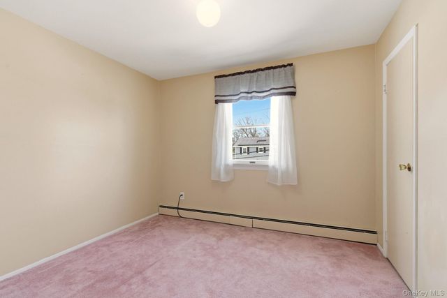 17 Soundway Drive, Rocky Point, NY 11778