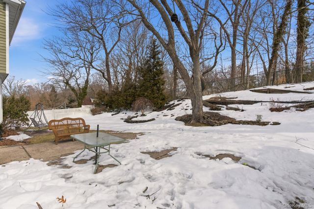 17 Soundway Drive, Rocky Point, NY 11778