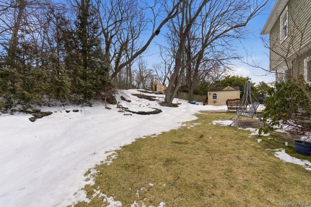 17 Soundway Drive, Rocky Point, NY 11778