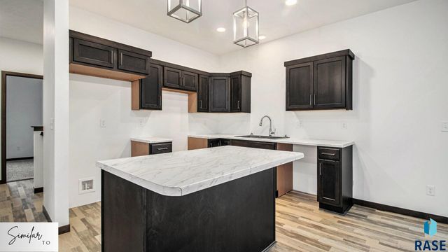 316 S Willow Spring Dr Drive, Sioux Falls, SD 57110