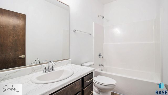 316 S Willow Spring Dr Drive, Sioux Falls, SD 57110