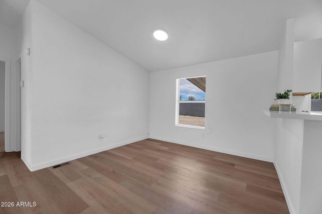 2547 E TONTO Lane, Phoenix, AZ 85050