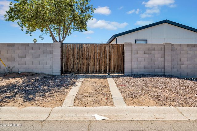 2547 E TONTO Lane, Phoenix, AZ 85050