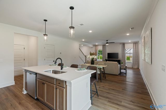 13664 Continental Road, Athens, AL 35613