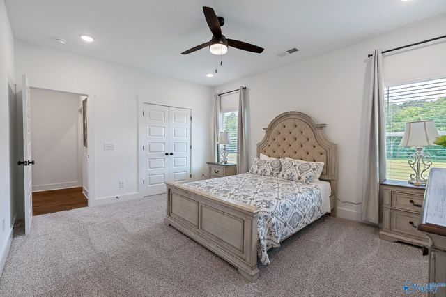 13664 Continental Road, Athens, AL 35613