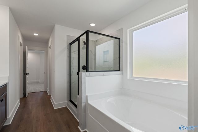 13664 Continental Road, Athens, AL 35613