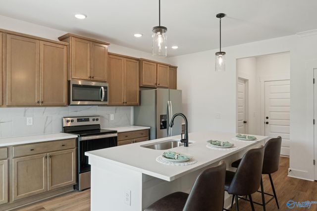 13664 Continental Road, Athens, AL 35613