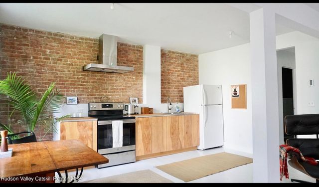 524 State Street Street, Hudson, NY 12534