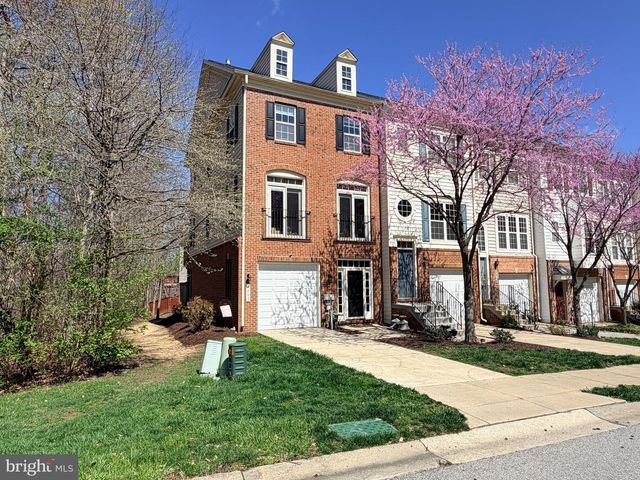 8002 PENNINGTON DR, Laurel, MD 20724