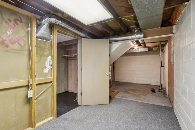 151 N 72nd STREET, Milwaukee, WI 53213