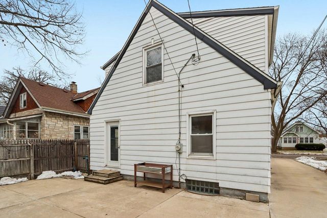 151 N 72nd STREET, Milwaukee, WI 53213