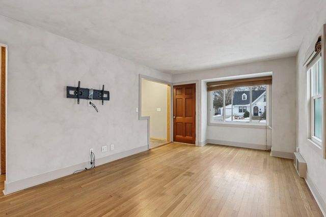 151 N 72nd STREET, Milwaukee, WI 53213