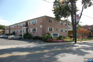 79 Washington Avenue 19, Dumont, NJ 07628