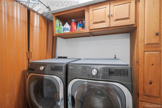 21860 Fenster Street, Sumpter Township, MI 48111