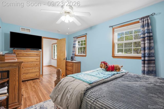 21860 Fenster Street, Sumpter Township, MI 48111