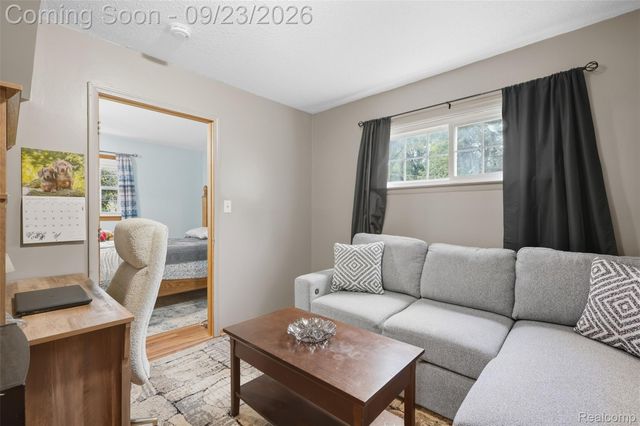 21860 Fenster Street, Sumpter Township, MI 48111