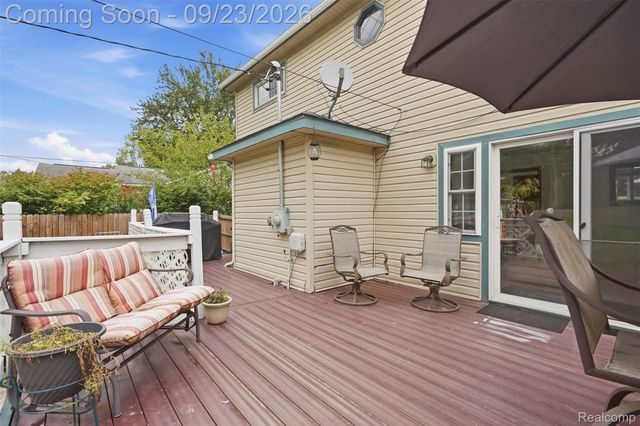21860 Fenster Street, Sumpter Township, MI 48111