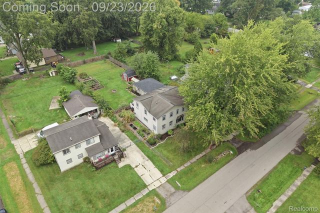 21860 Fenster Street, Sumpter Township, MI 48111
