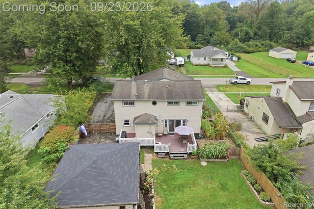 21860 Fenster Street, Sumpter Township, MI 48111