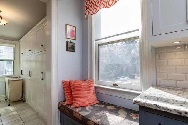 458 Holly Avenue, Saint Paul, MN 55102