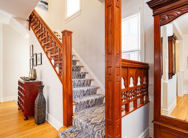 458 Holly Avenue, Saint Paul, MN 55102