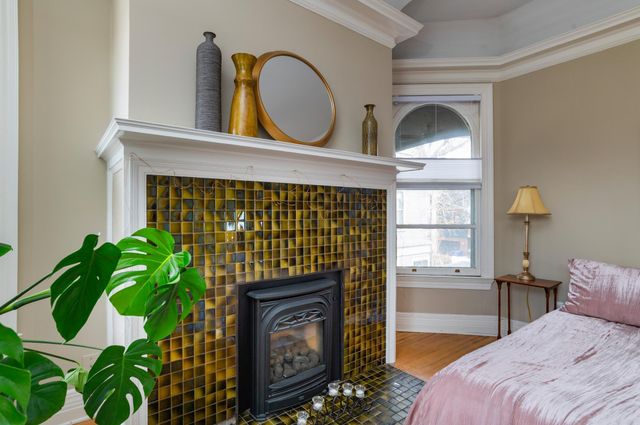 458 Holly Avenue, Saint Paul, MN 55102