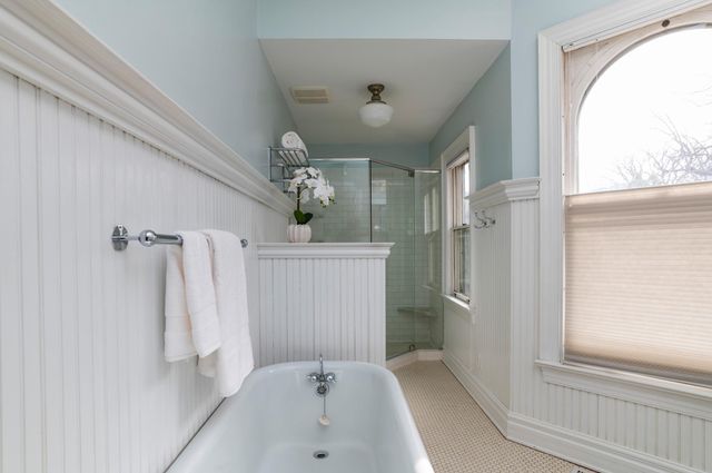 458 Holly Avenue, Saint Paul, MN 55102