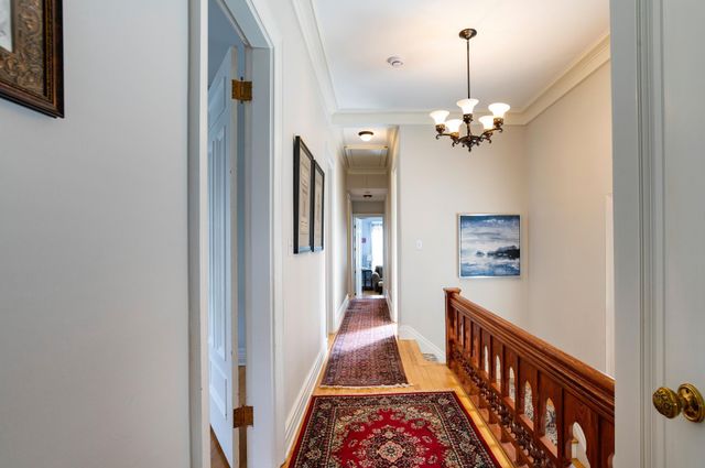 458 Holly Avenue, Saint Paul, MN 55102