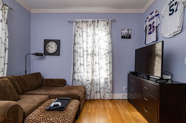 458 Holly Avenue, Saint Paul, MN 55102