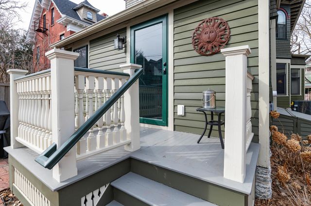 458 Holly Avenue, Saint Paul, MN 55102