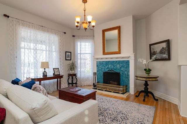 458 Holly Avenue, Saint Paul, MN 55102