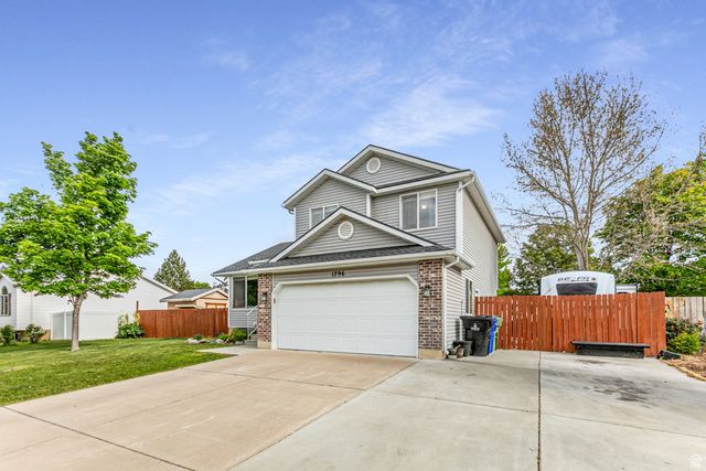 1796 W 1975 S, Syracuse, UT 84075