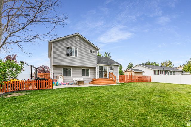 1796 W 1975 S, Syracuse, UT 84075