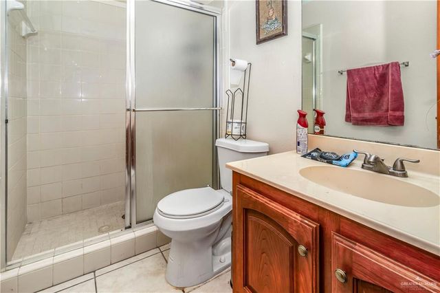 1210 E Boganbilia Avenue, Hidalgo, TX 78557