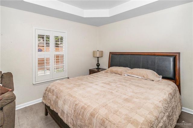 1210 E Boganbilia Avenue, Hidalgo, TX 78557