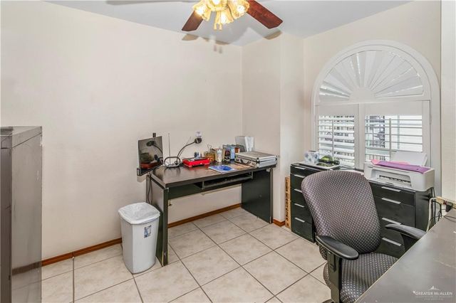 1210 E Boganbilia Avenue, Hidalgo, TX 78557