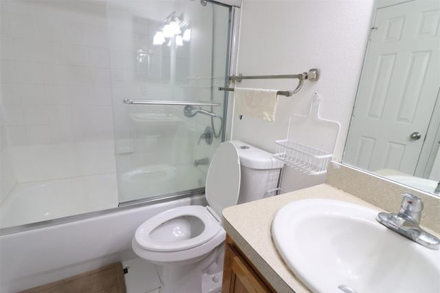 9817 Walnut Street 103, Dallas, TX 75243