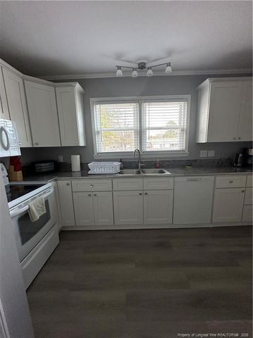 2003 Camden Road, Fayetteville, NC 28306