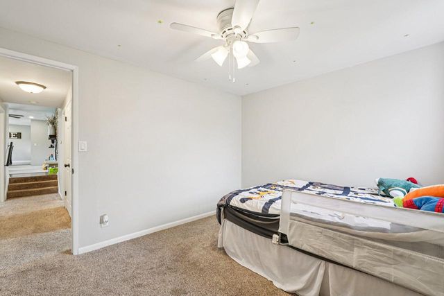 W305N5280 Gail LANE, Hartland, WI 53029