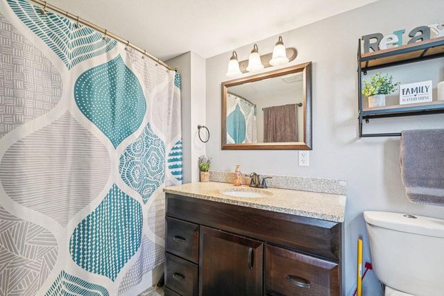 W305N5280 Gail LANE, Hartland, WI 53029
