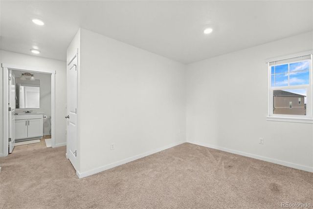 15771 Roslyn Street, Thornton, CO 80602