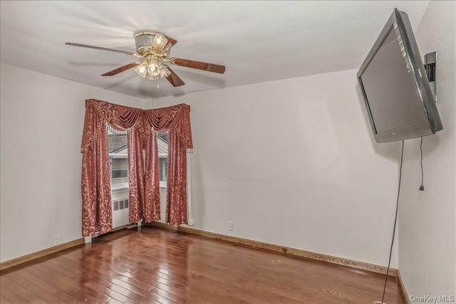 505 N 1st Street, New Hyde Park, NY 11040