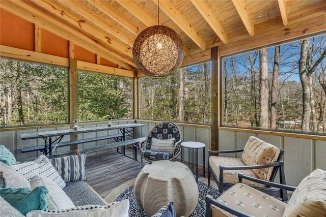 211 Sandy Lane, Townville, SC 29689