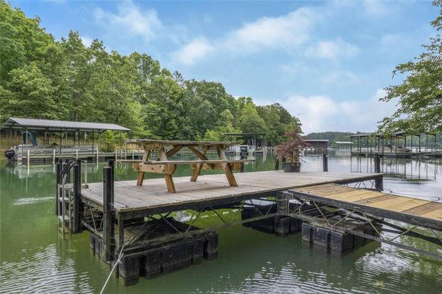 211 Sandy Lane, Townville, SC 29689