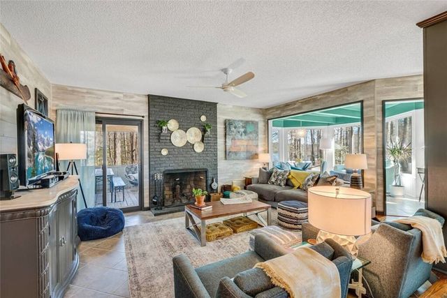 211 Sandy Lane, Townville, SC 29689