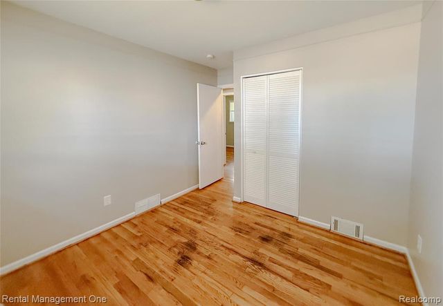 34227 Florence Street, Westland, MI 48185