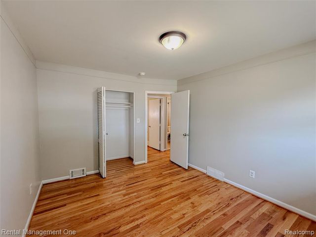 34227 Florence Street, Westland, MI 48185